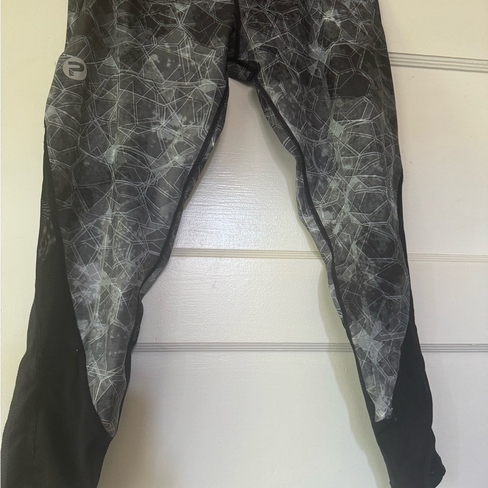 Pelagic Oceanflex Cropped Leggings